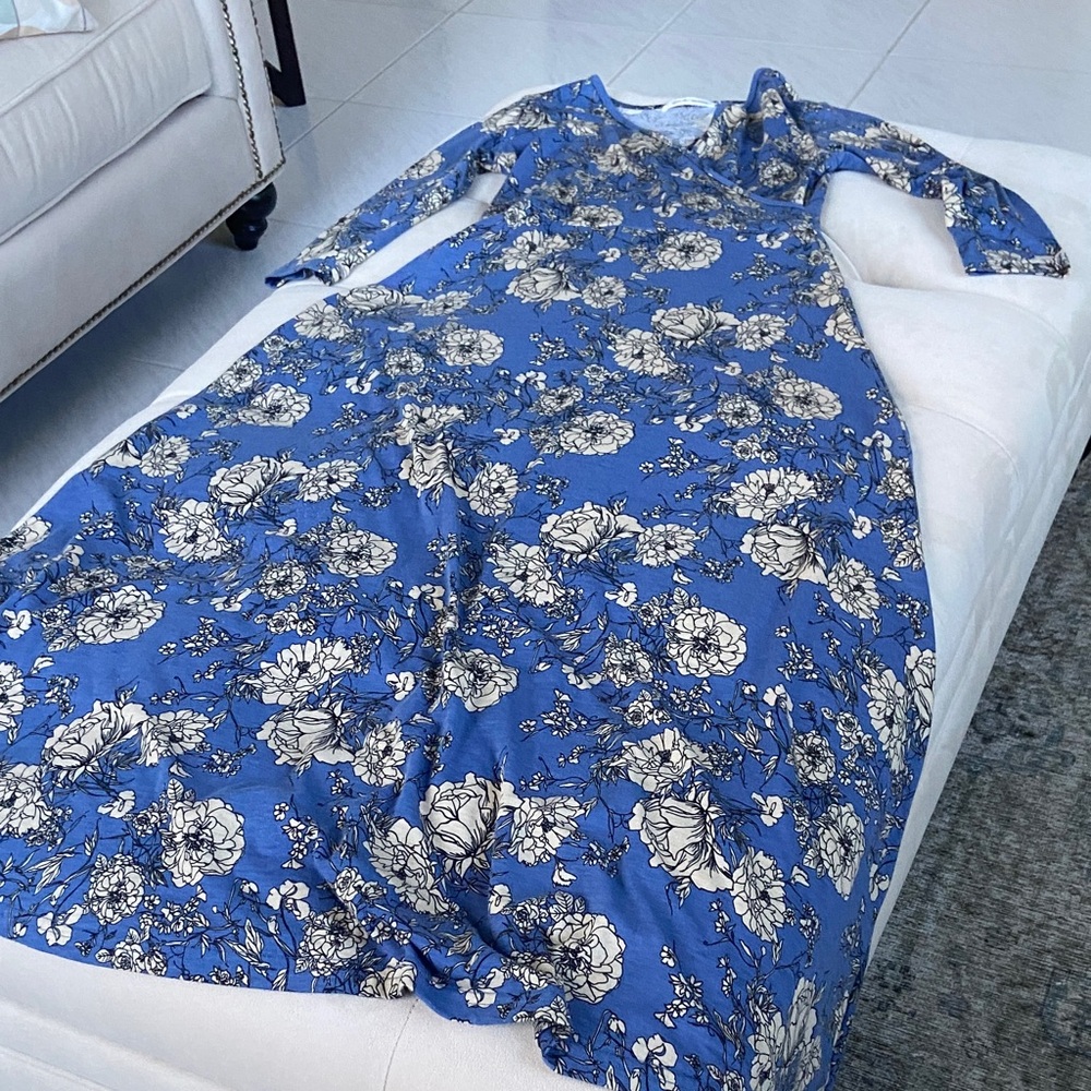 Aphratti Small Floral  Blue Maxi Dress